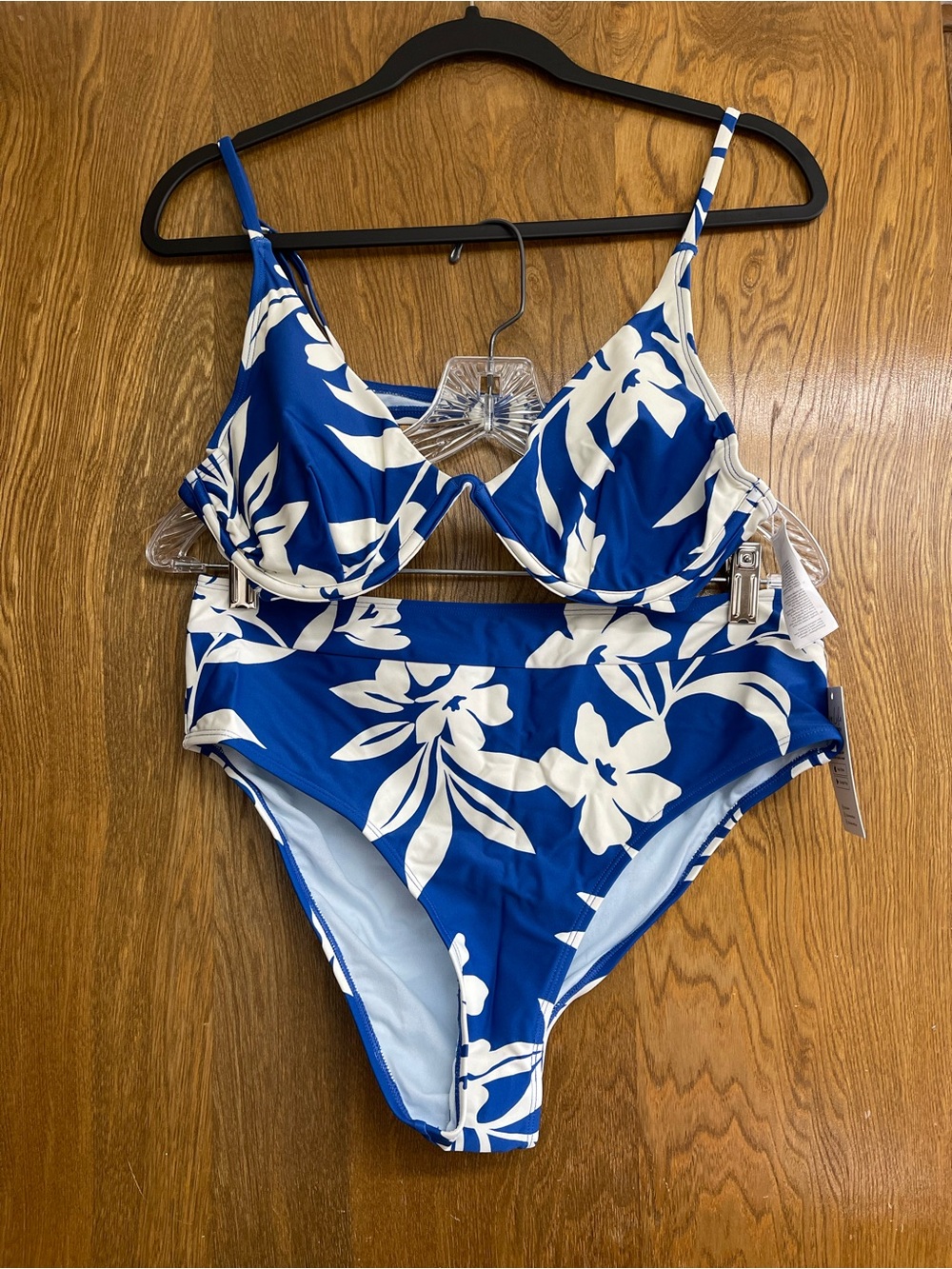 Cupshe Large Blue & White Floral Underwire Bikini Set Cheeky high waist swim